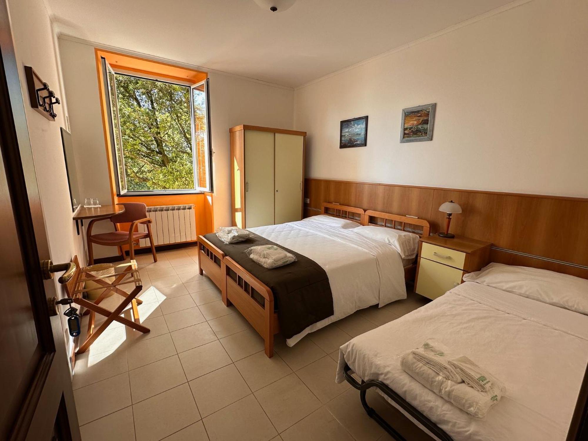 Hotel Montallegro Rapallo Bagian luar foto